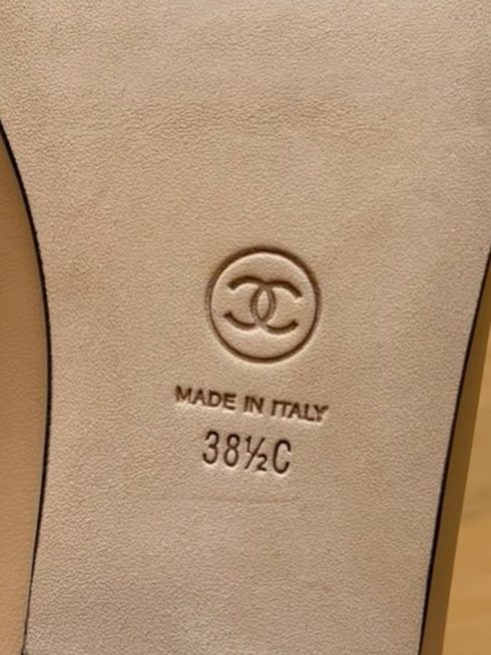 CHANEL CC LOGO BEIGE & BLACK LEATHER BALLET BALLERINA FLATS SHOES Size 38.5C - Picture 13 of 13
